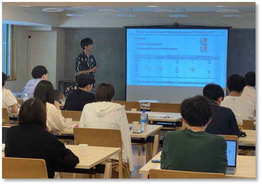 写真の説明を入れます